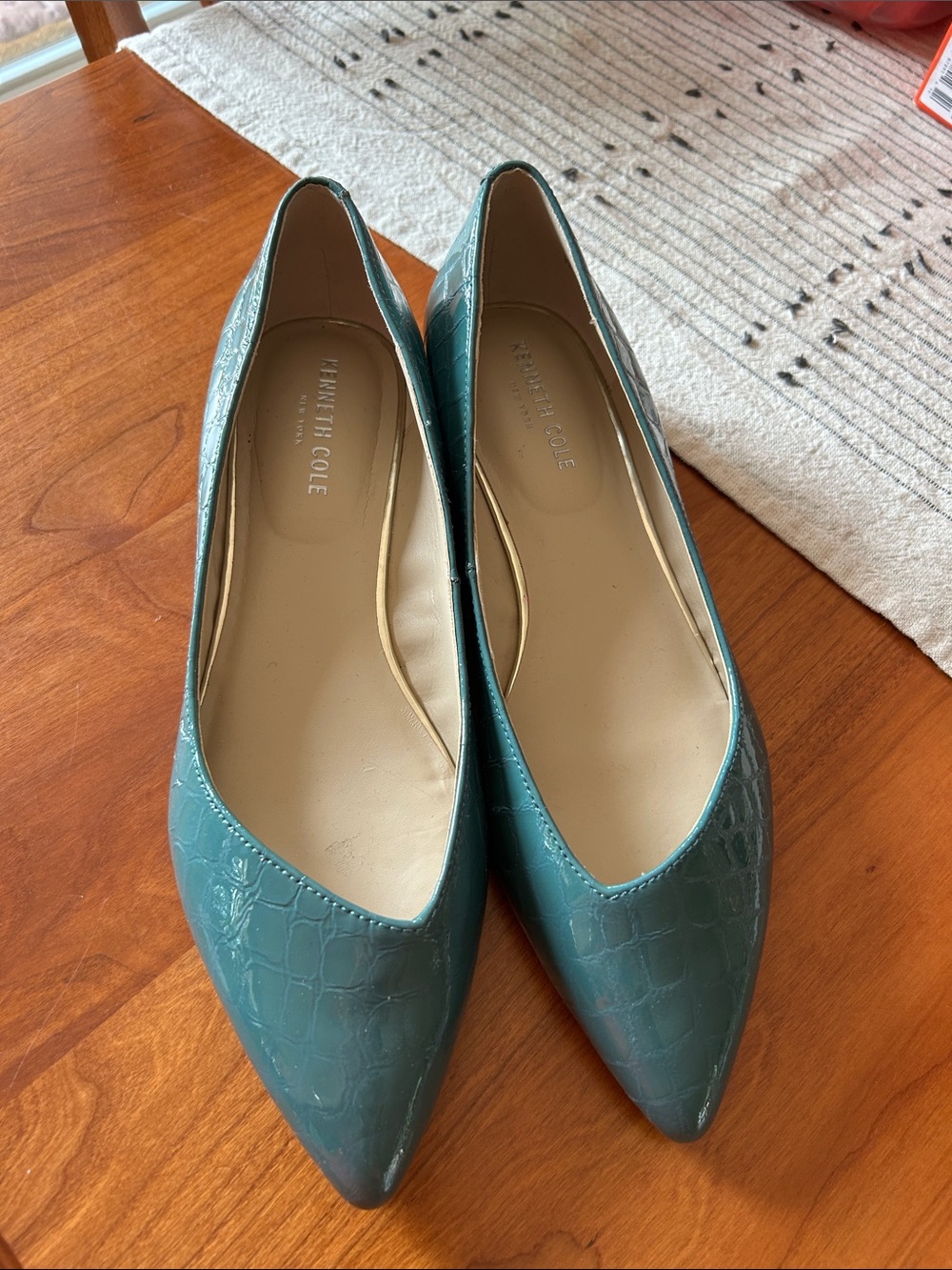 Kenneth Cole Teal Croc-Embossed Pointed Toe Flats